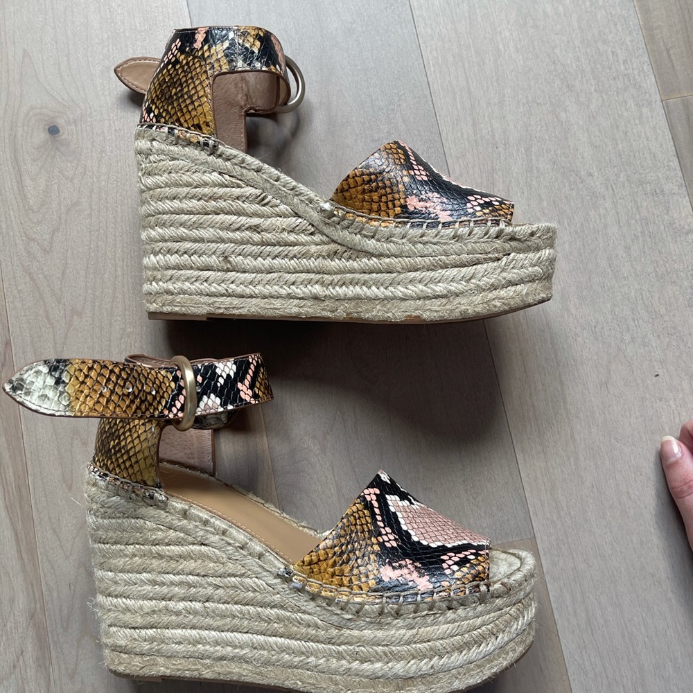 Marc Fisher Wedges